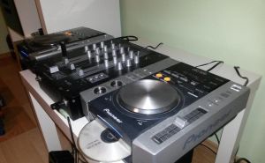 2xpioneer CDJ-200+mixpult American Audio QD-6